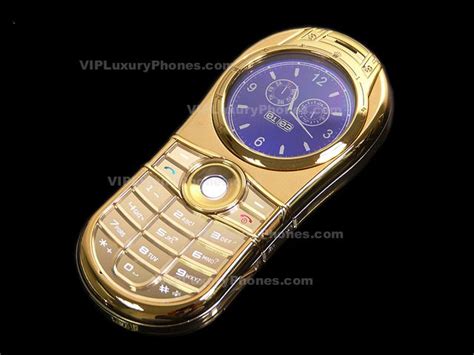 versace v9 luxury gold diamond phone|Versace Unique smartphone headed for only the 'most important .